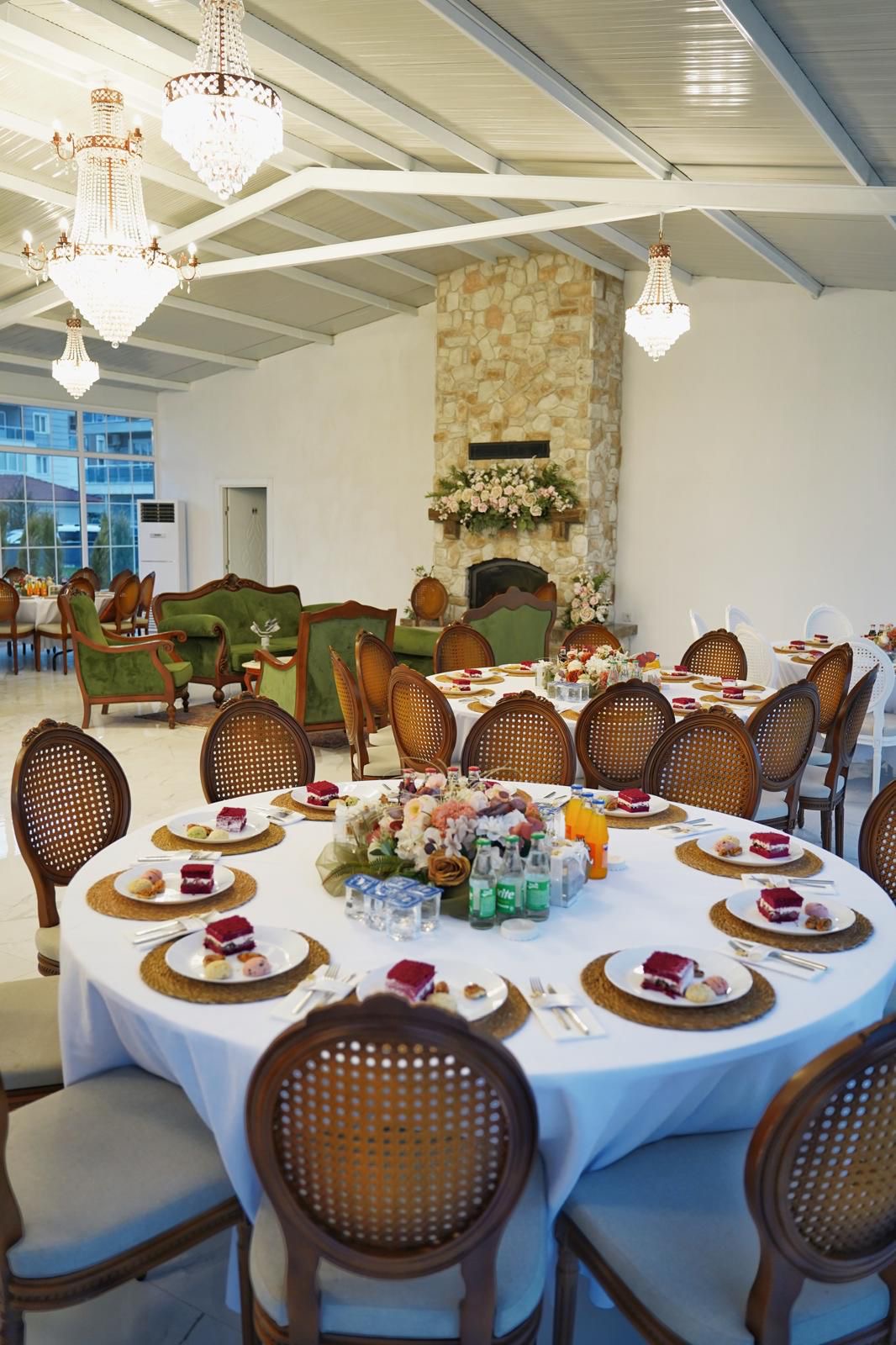 PARLA DAVET EVİ