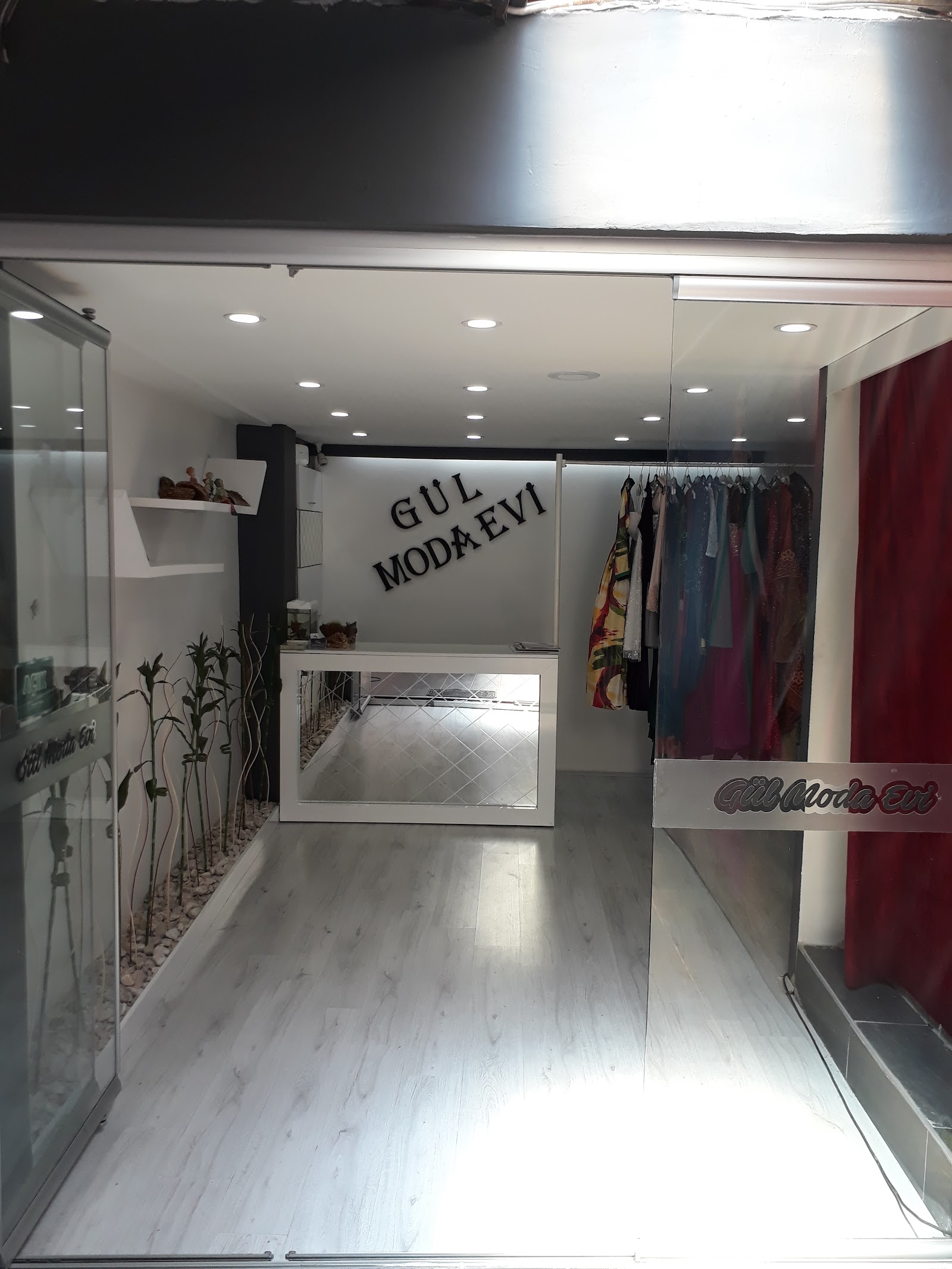 Terzi,özel Dikim,moda Evi,gül Moda Evi kır düğünü mekanı — Merkez